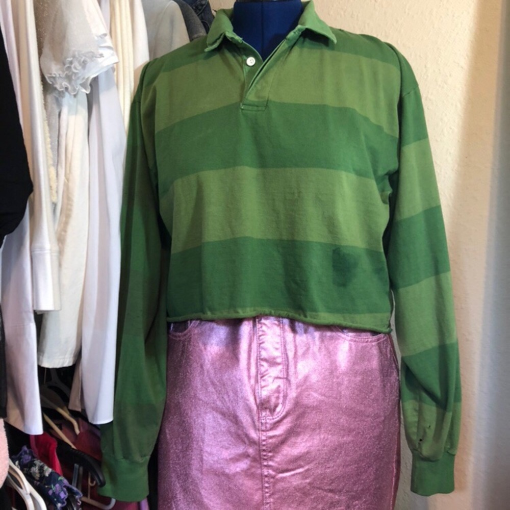 Green striped collar crop top long sleeve
